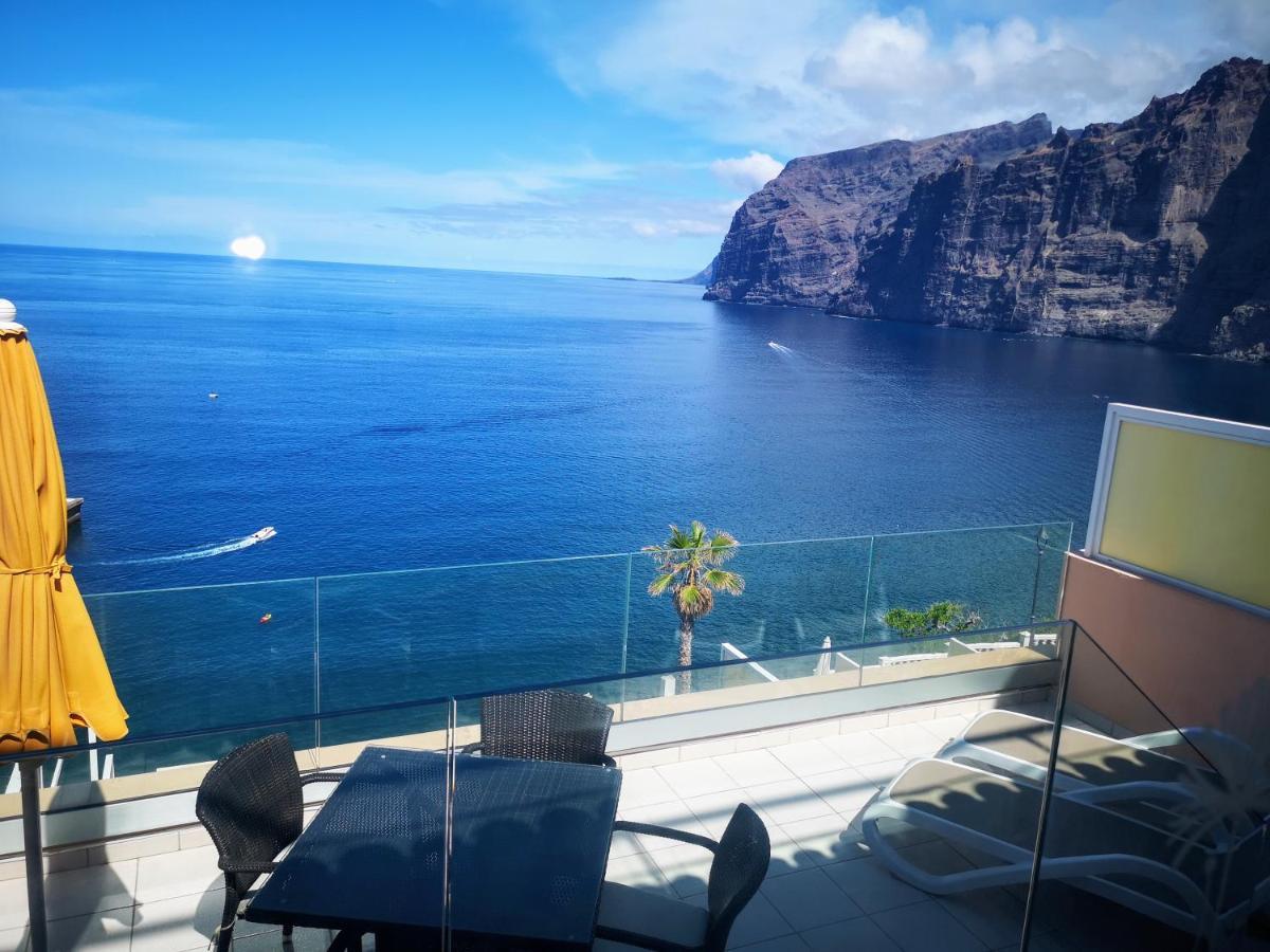 Magnificent Apt. With Sea View, Cliff & Marina サンティアゴ・デル・テイデ エクステリア 写真